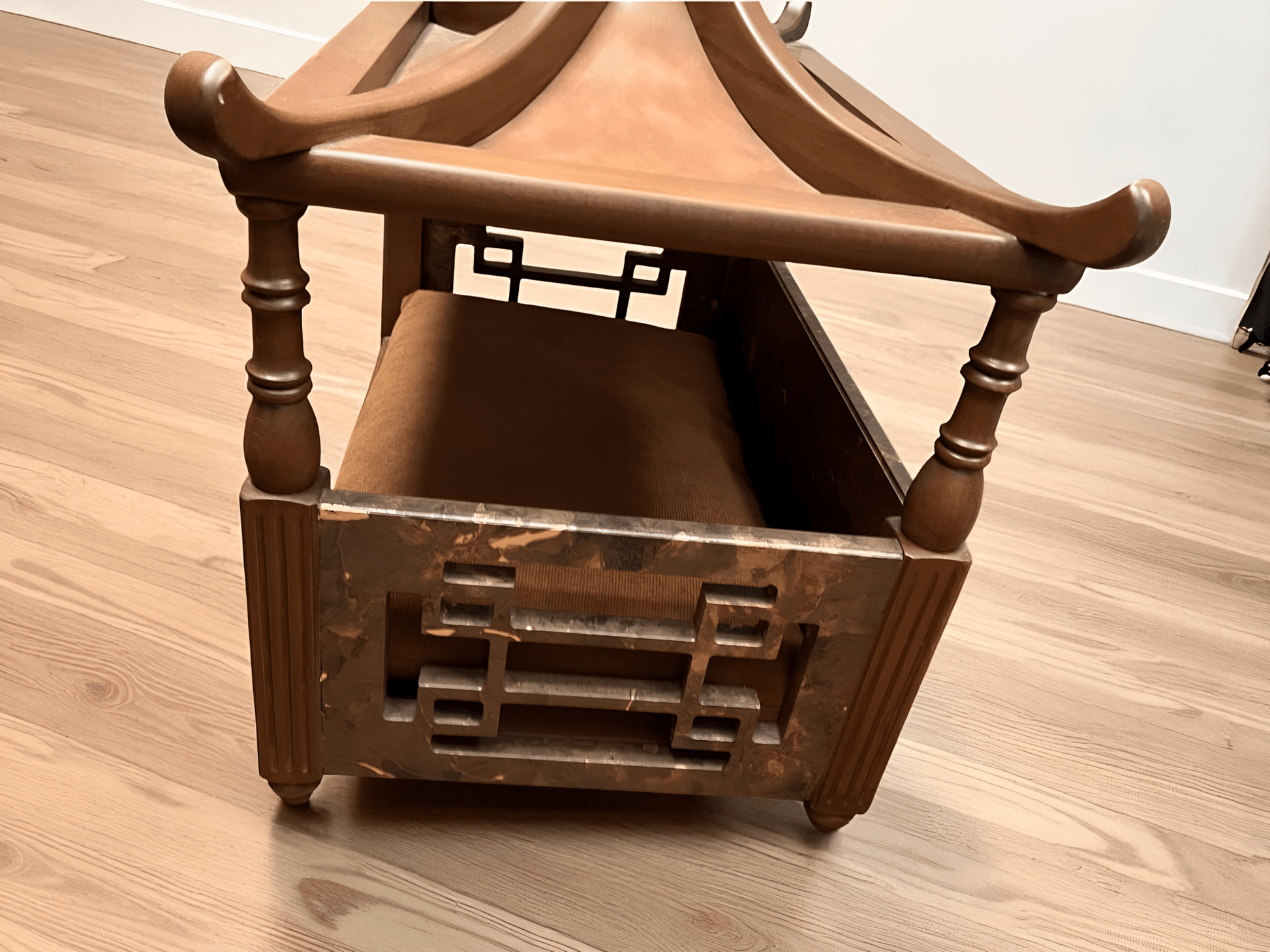 Kura Pet Retreat - Hand‑crafted Japanese serenity for refined companions | The PetLux Club